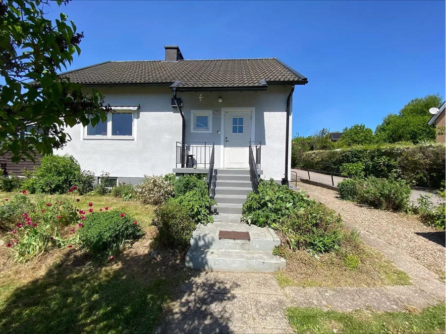 Benportsvägen 11