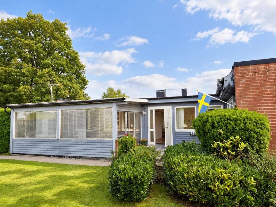Lingonvägen 1